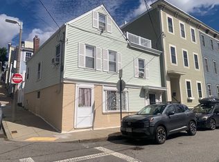 15 Russell St, Charlestown, MA 02129