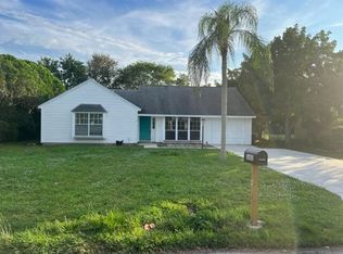 2602 NE Myrtle St, Jensen Beach, FL 34957