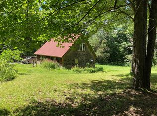 2096 Windham Hill Rd, West Townshend, VT 05359