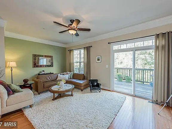 3903 Madison Park Ln — Photo 14