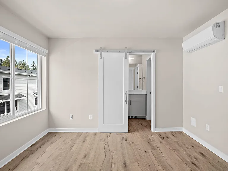 13730 Manor Way #E5 — Photo 26