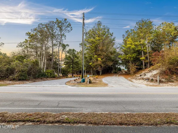 10008 Coast Guard Road, Emerald Isle, NC 28594
