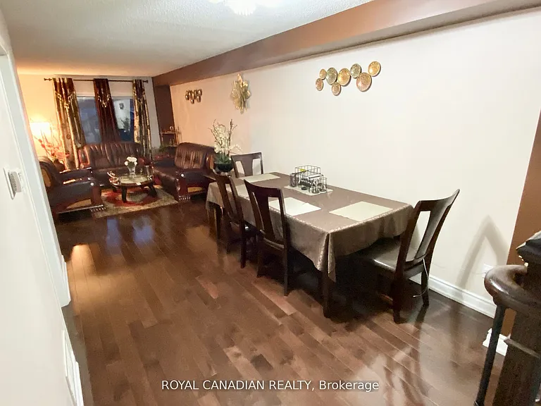9 Clarion Cres #UPPER — Photo 5