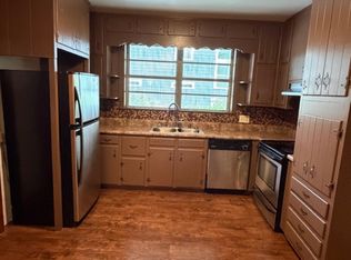 3160 Lake Ave, Hapeville, GA 30354