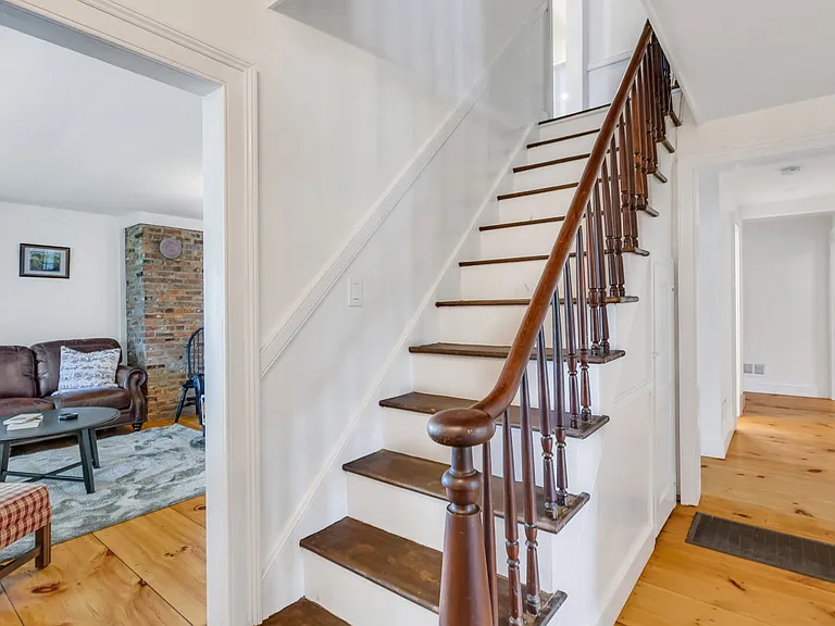 5120 Sound Ave — Photo 14