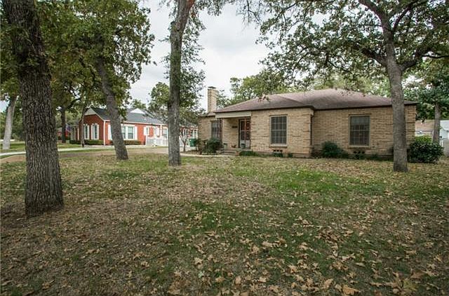 1st image of 1604 Bluebonnet Dr