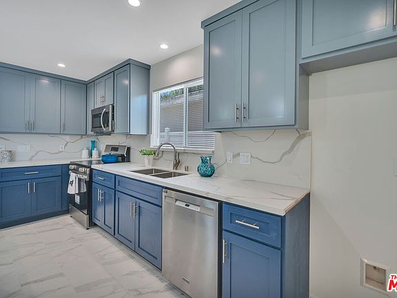 5th image of 5128 W 133rd St