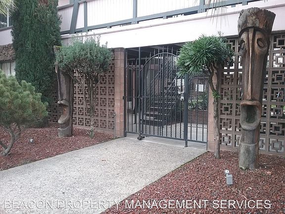 2nd image of 508 E Elm St APT 2