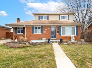 31521 Marilyn Dr, Warren, MI