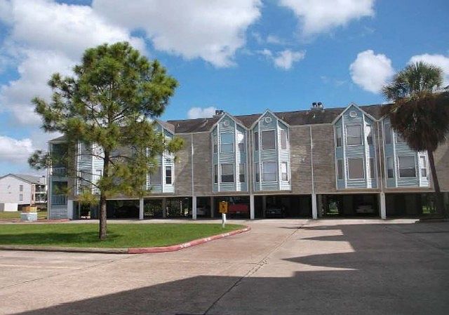1st image of 18617 Egret Bay Blvd APT 508
