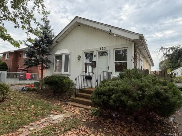 520 Wadleigh Avenue, West Hempstead, NY 11552