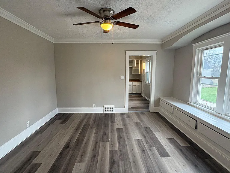 12531 Forest Ave #2 — Photo 2