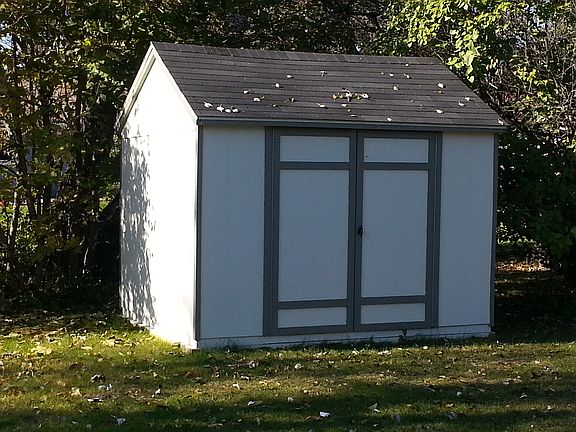 8X10 shed