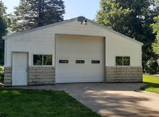 8099 28th Ave, Jenison, MI 49428