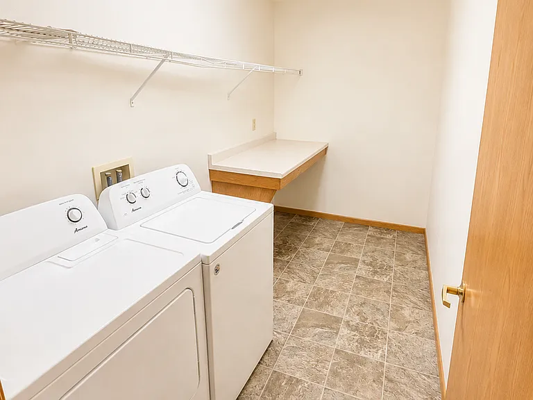 Timber Bluff — Photo 15