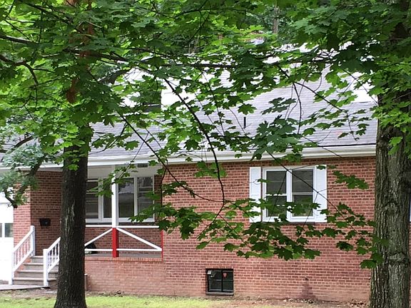 3rd image of 169 Judson Ave