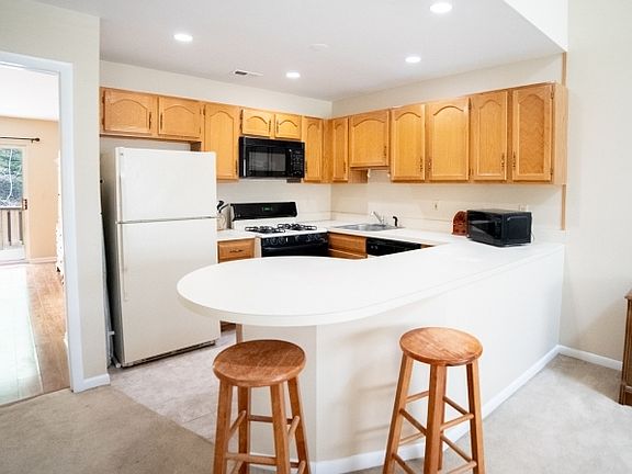 5th image of 343 Falcon Ridge Way