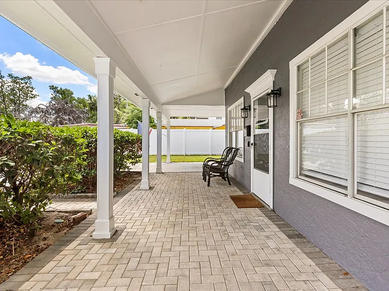 742 N Westmoreland Dr — Photo 5
