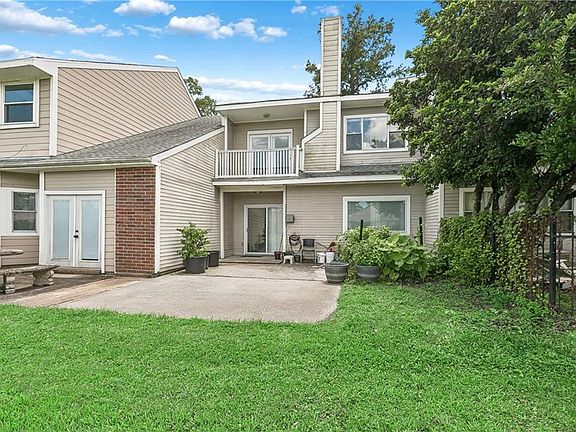 3rd image of 89 Lake Lynn Dr #89