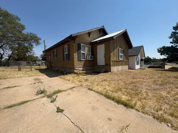 703 W B Ave, Elk City, OK 73644