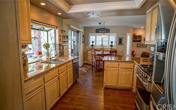 5th image of 28649 Greenwood Pl