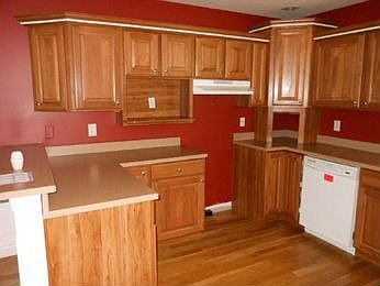 4th image of 9480 S Private Road 575 W