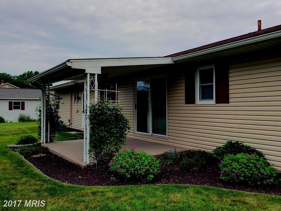 2nd image of 1246 Paul Mar Dr