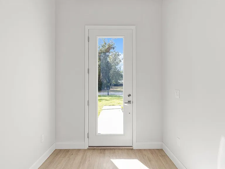 2021 W Alhambra Dr — Photo 7