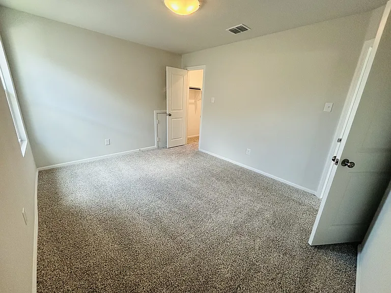 912 Santa Lucia Dr — Photo 24