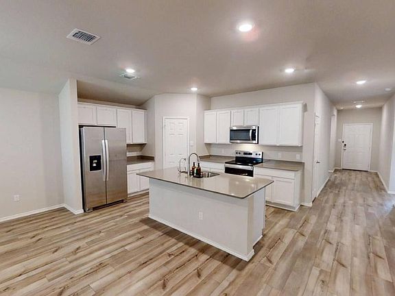 5th image of 7100 Luella Dr