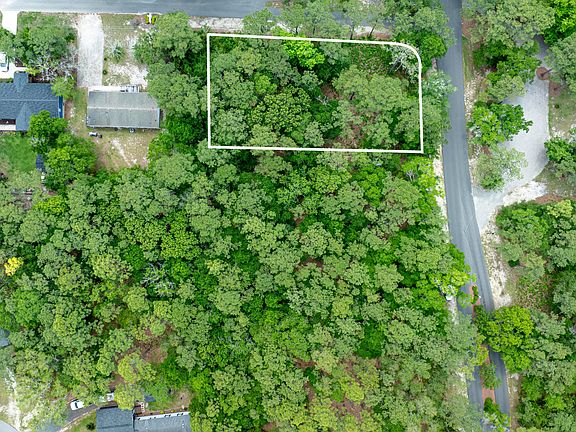 4th image of 729 Folly Drive SE