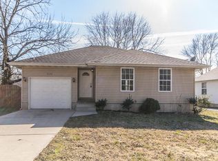 3152 W Lombard St, Springfield, MO 65802