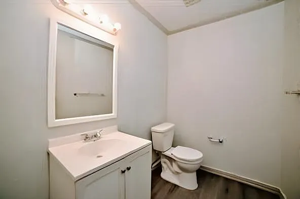2206 Statler Dr — Photo 12