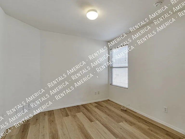 8421 S Burien Rd — Photo 8