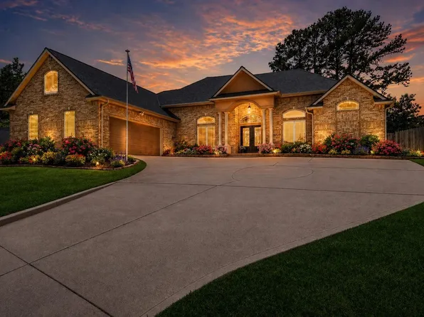 167 April Waters Dr W, Montgomery, TX 77356