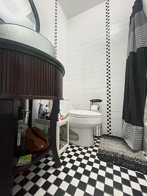 Rented by CCM Property Management LLC | media 8