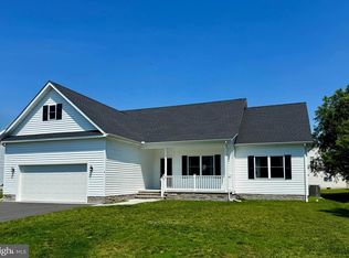 4 Plantation Ct, Ocean View, DE 19970