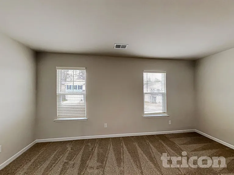 126 Spring Knoll Dr — Photo 17