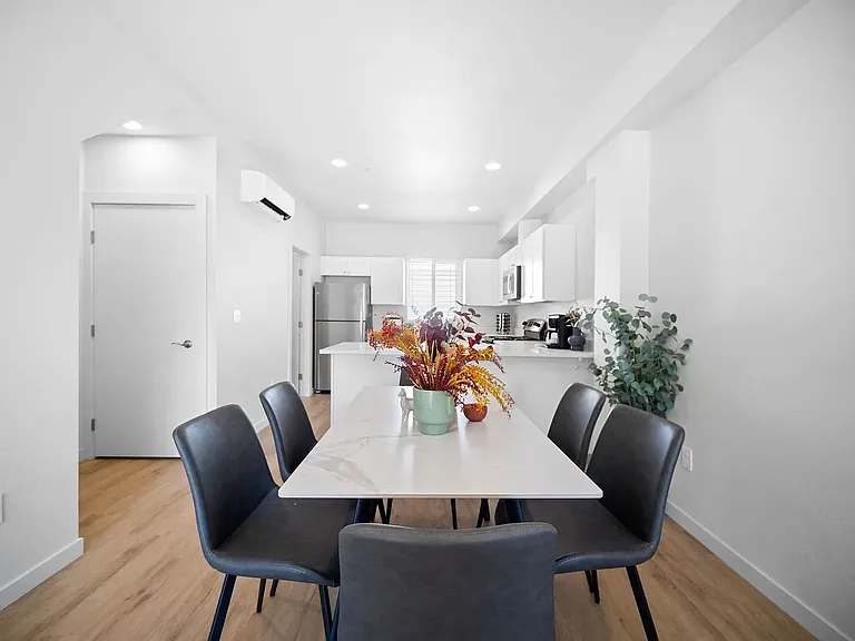 Riverstone Townhomes — Photo 7
