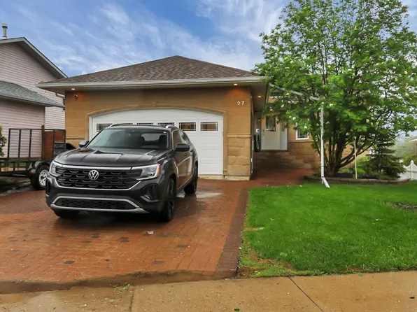 27 E Fern Glade Cres, Sylvan Lake, AB T4S 1Z6
