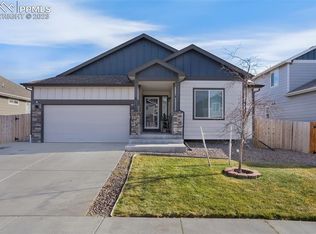 6111 Meadowbank Ln, Colorado Springs, CO 80925