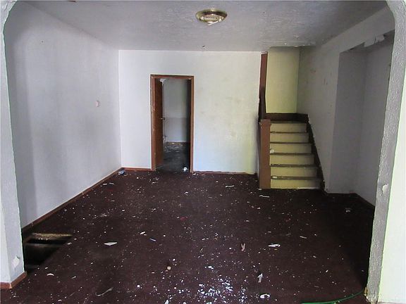 4th image of 213 Middle St #215