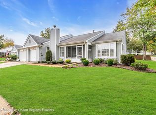 1045B Canterbury Dr, Manchester Township, NJ 08759