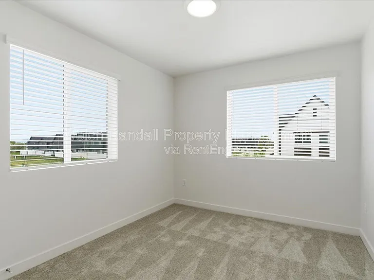 3672 S 4525 W — Photo 25