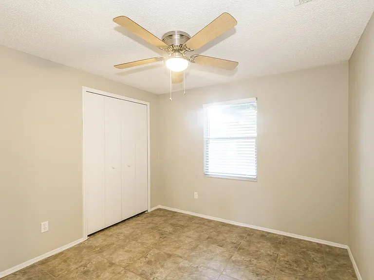 8244 Yolanda Ct — Photo 21