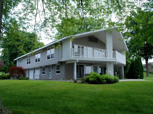 12933 Iyopawa Island Rd, Coldwater, MI 49036