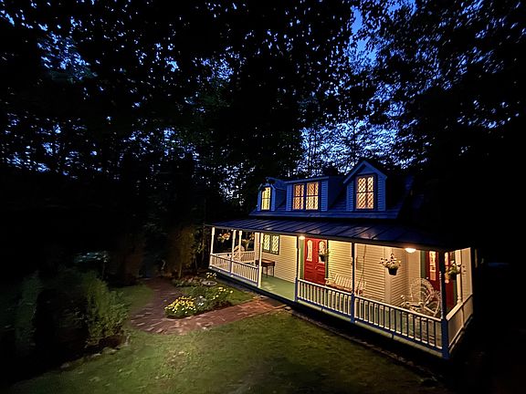 2nd image of 327 Richmond Road