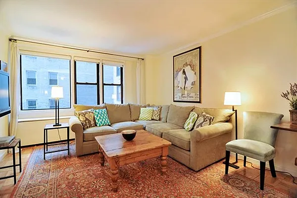 Sold by Citi Habitats | media 7