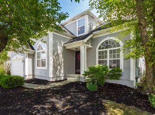8531 Oak Creek Dr, Lewis Center, OH 43035