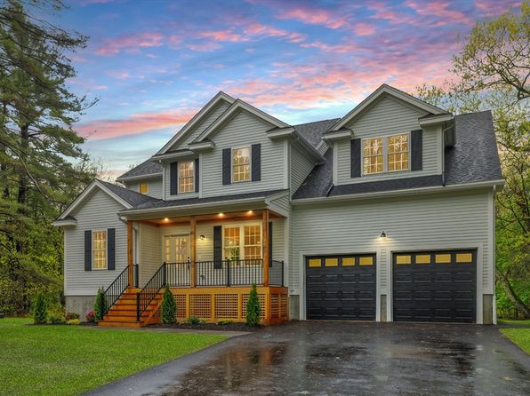 85 Beaver Ave, Lynnfield, MA 01940